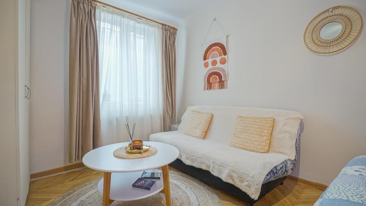 Old Town City Center Apartments Braşov Eksteriør billede