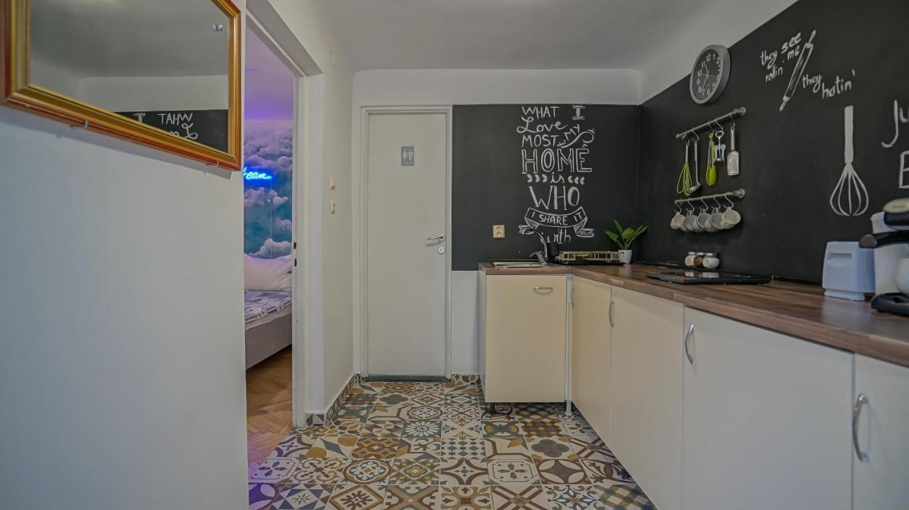Old Town City Center Apartments Braşov Eksteriør billede