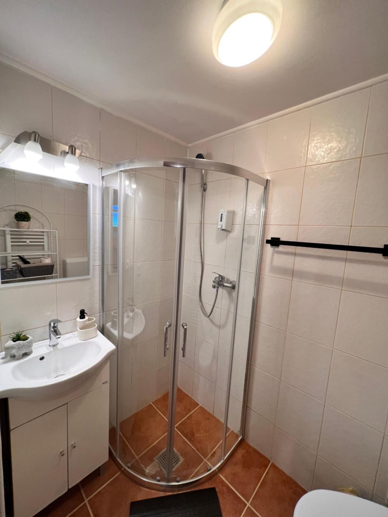 Old Town City Center Apartments Braşov Eksteriør billede