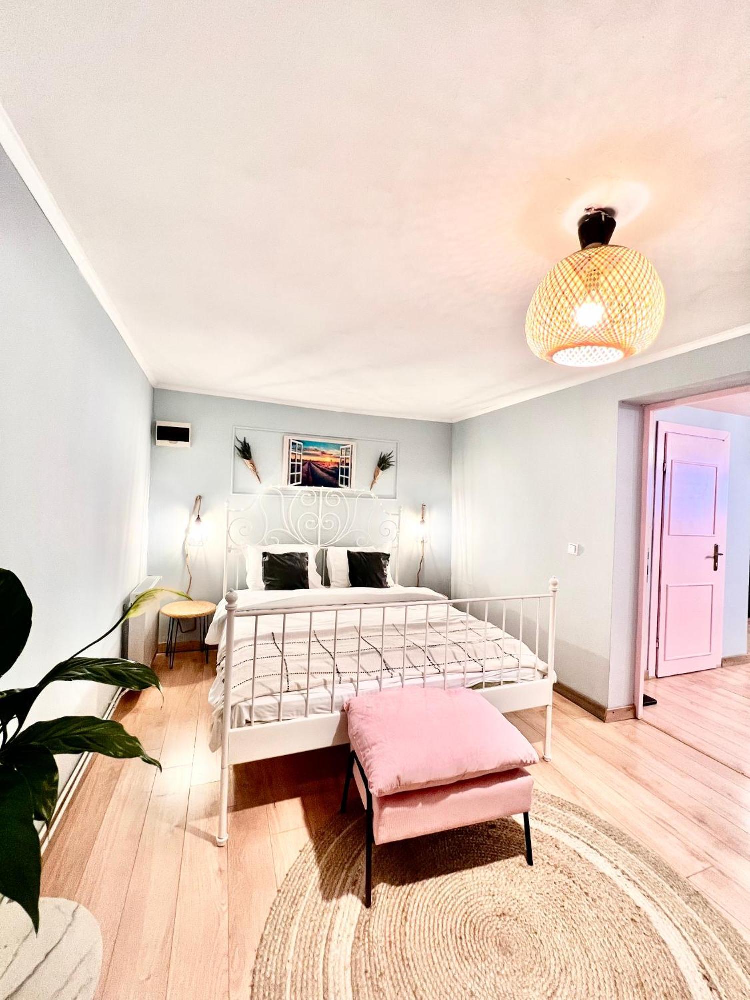 Old Town City Center Apartments Braşov Eksteriør billede